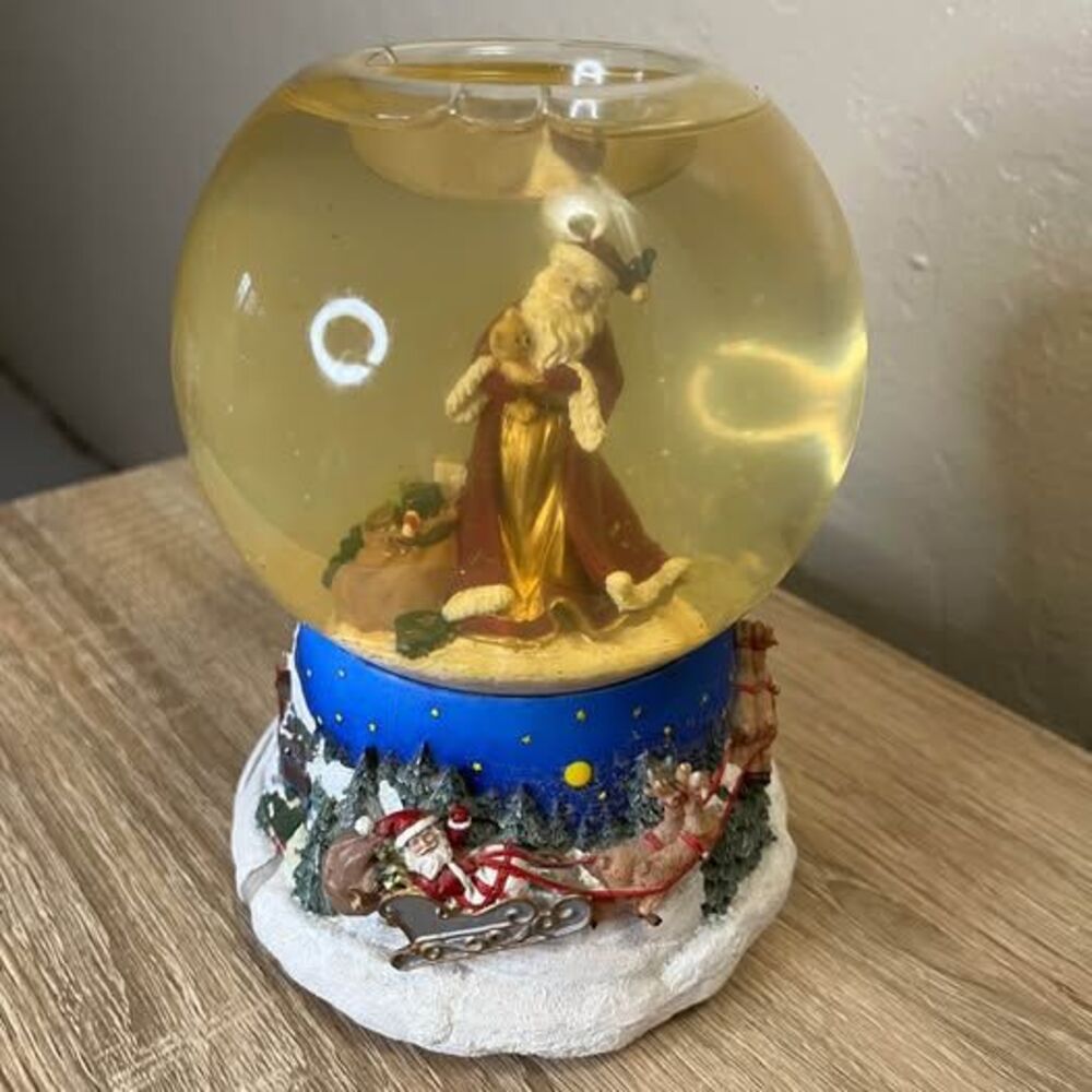 PartyLite P7618 Santa Father Christmas Tea light Snow Globe Music Box 2001